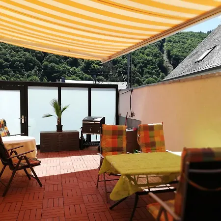 Ferienwohnung Haus zur Traube Klotten Exterior foto